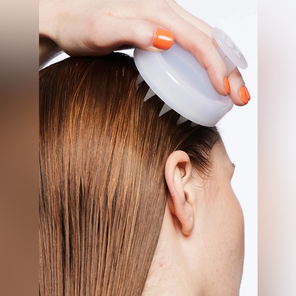 Hairstory Scalp Massager Brush